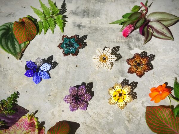 Moña pequeña para el pelo (flor) - Image 2