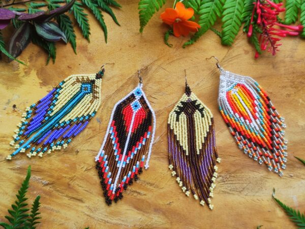 Aretes grandes en chaquira