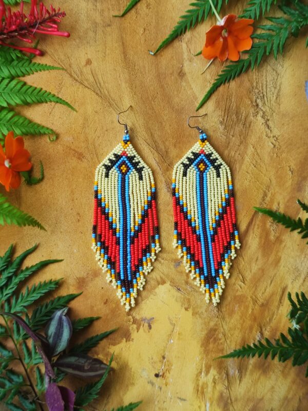 Aretes grandes en chaquira - Image 6